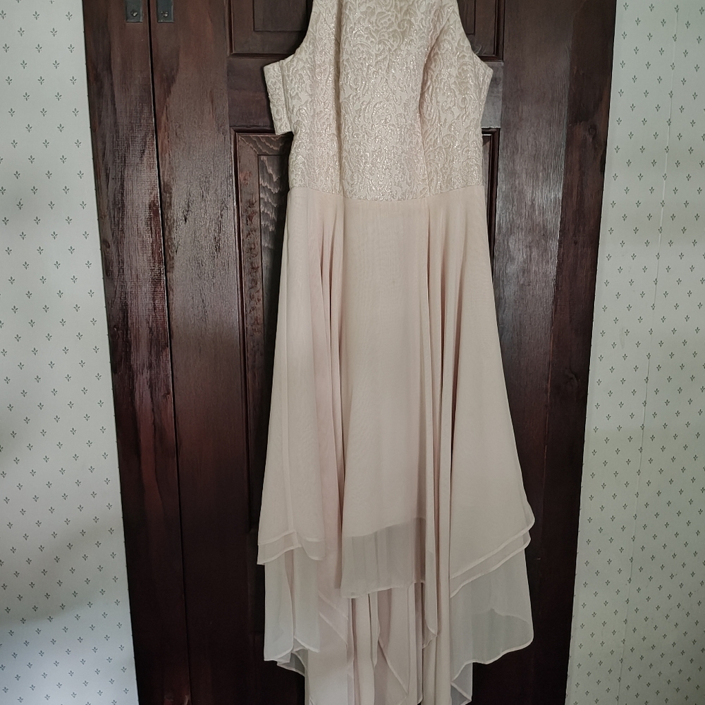 Aiden Mattox Chiffon Jacquard Handkerchief Hem Cocktail Dress pink/gold Sz 6